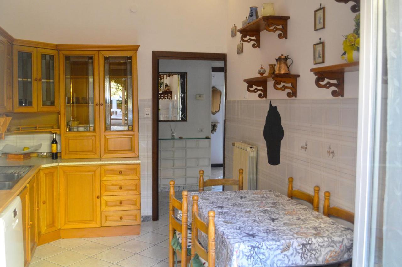 Appartamento In Via Calvi Ostia Buitenkant foto